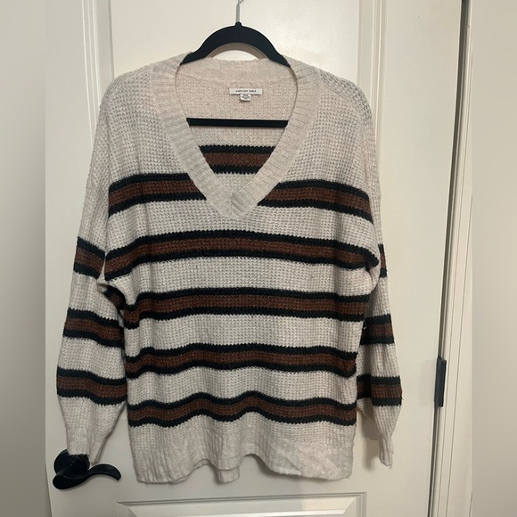 American Eagle Dreamspun Knit Soft Oversized Sweater Size Medium - Picture 2 of 9